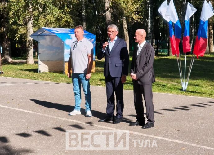 Дмитрий Миляев в свой день рождения приехал в родной Киреевск