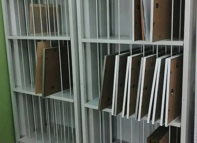 В Плавске обновили систему хранения музейной коллекции