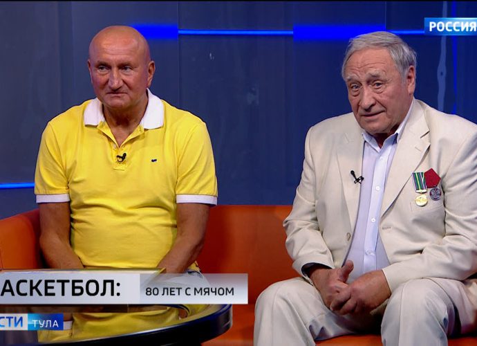 Шеф-повар Дмитрий Строгов поделился с нашей редакцией рецептом бифштекса с соусом из белых грибов