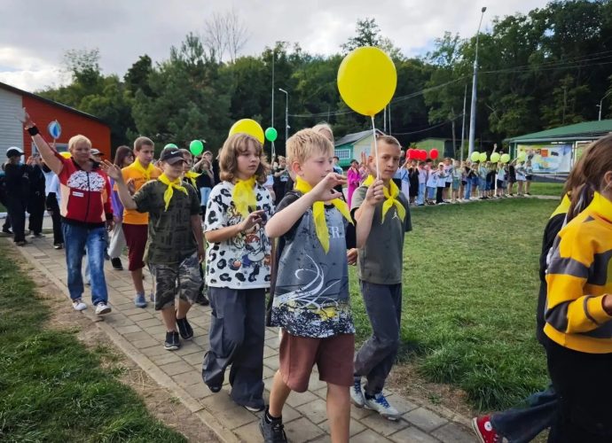 254 школьника стали участниками эколого-географической смены в тульском лагере «Ласточка»