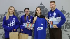 От рисунков на площадке до большого конкурса: юная художница из Болохово встретилась с молодогвардейцами