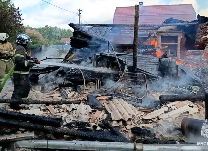 В Тульской области за сутки потушили четыре пожара