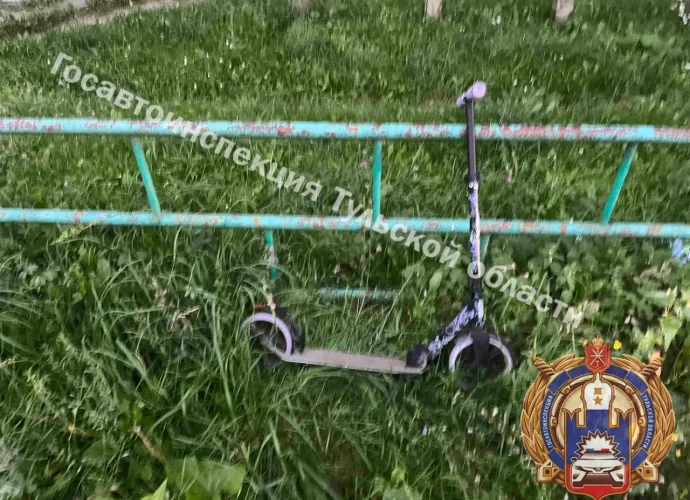 В Киреевском районе легковушка врезалась в здание