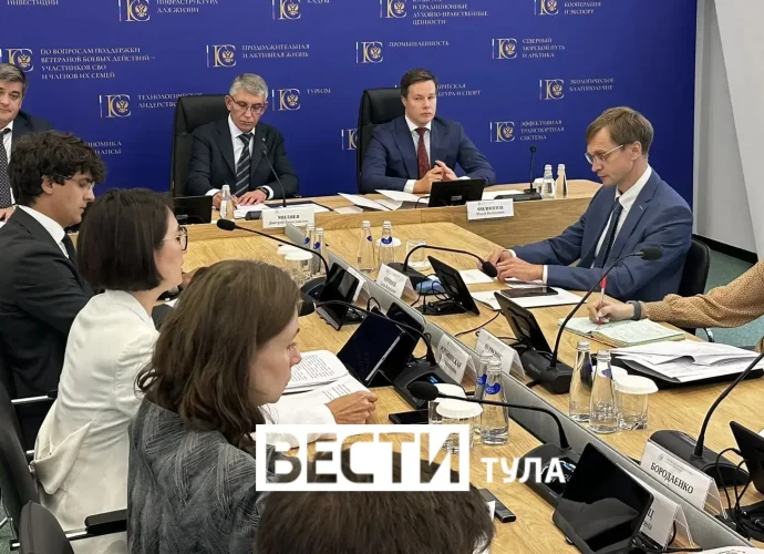 Дмитрий Миляев провёл заседание комиссии по подготовке доклада для Совета при Президенте