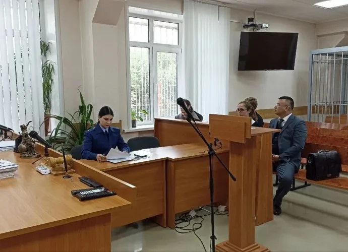В Туле водителя автобуса осудили за падение пассажирки из салона