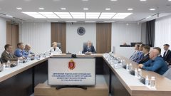Губернатор подписал соглашения о поддержке рождаемости ещё с шестью предприятиями Губернатор подписал соглашения о поддержке рождаемости ещё с шестью предприятиями