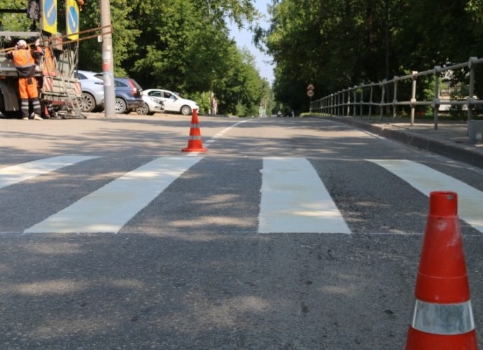 В Туле к началу учебного года обновят разметку у школ и на 70 улицах