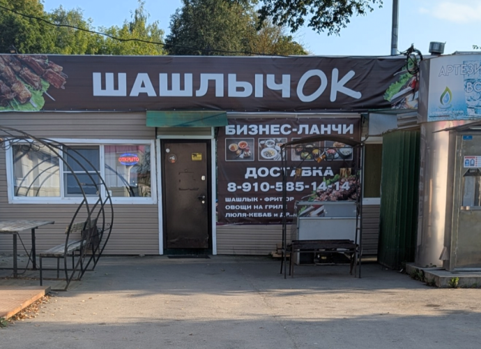 В щёкинском кафе нашли тараканов