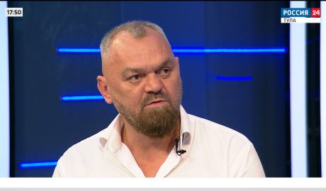 Представитель кинокомиссии Денис Якушин рассказал о съёмках «Войны и мира» и «Спящей красавицы» в Тульской области