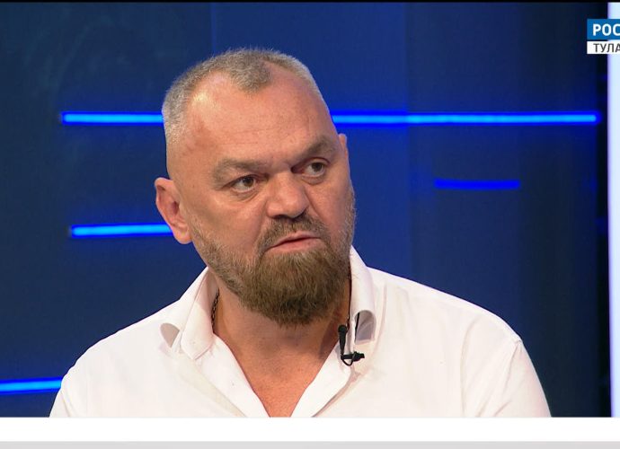 Представитель кинокомиссии Денис Якушин рассказал о съёмках «Войны и мира» и «Спящей красавицы» в Тульской области