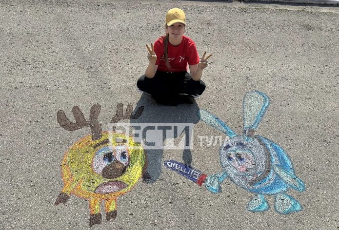 Рисунки Ксении из Болохово появились на билбордах в Москве и у здания «ГТРК «Тула»