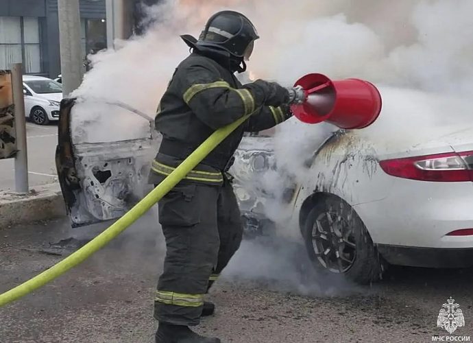 В Туле мужчина получил ожоги при возгорании автомобиля