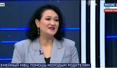 Директор Семейного МФЦ Эвелина Шубинская — о поддержке будущих мам, прокате детских товаров и профилактике зависимостей у подростков