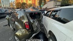 В ДТП на Дмитрия Ульянова пострадали 9 машин В ДТП на Дмитрия Ульянова пострадали 9 машин