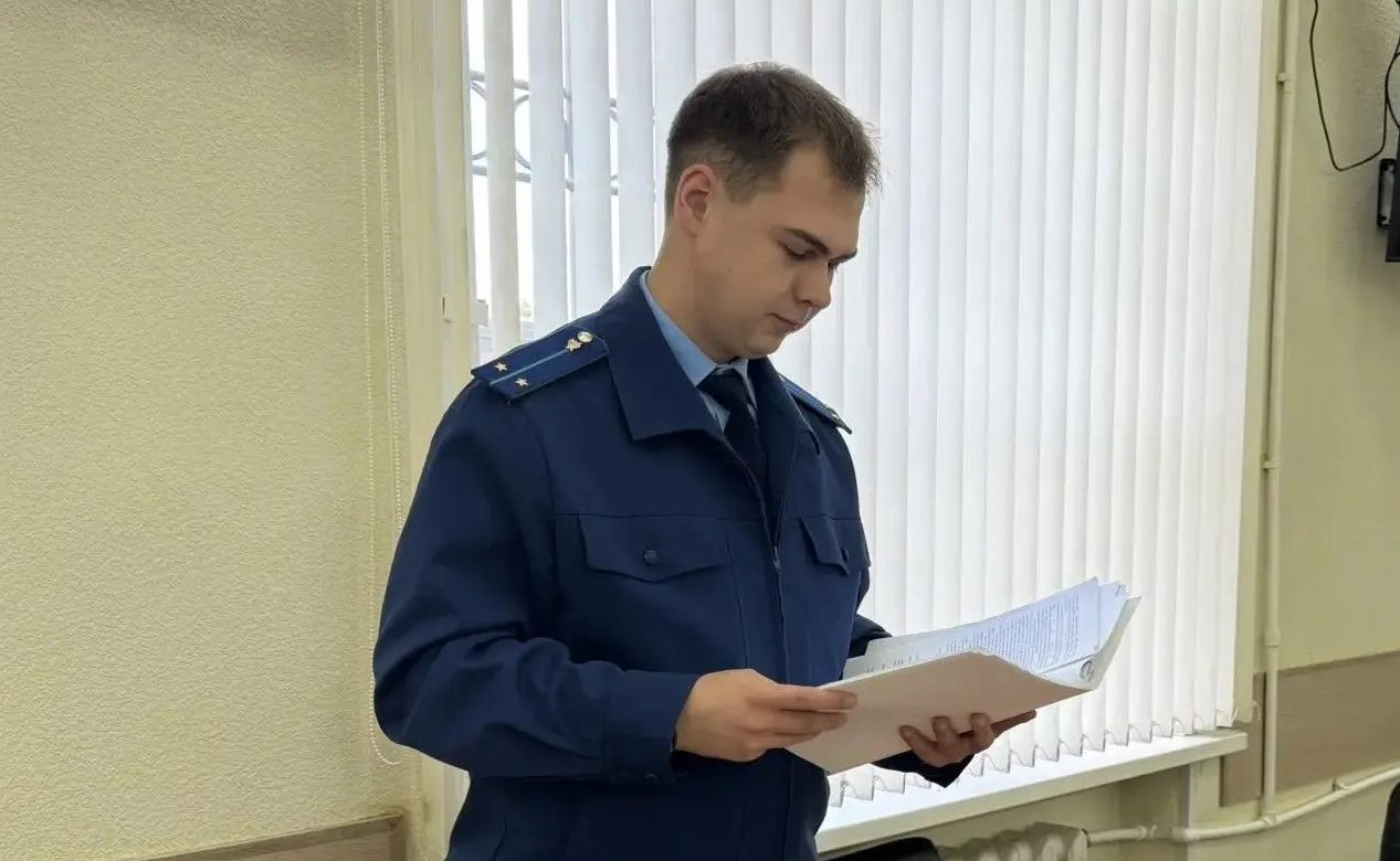 Жителя Узловой осудили за нападение с битой на соседа Жителя Узловой осудили за нападение с битой на соседа