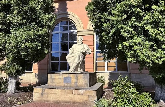 На станции Щекино открыли «Сквер Победы»