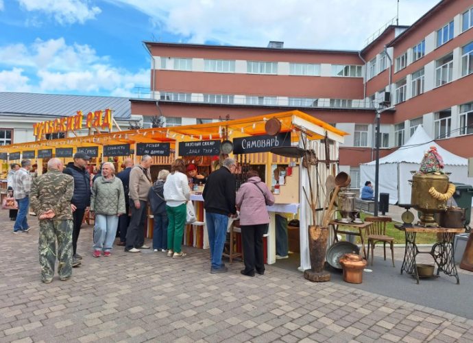 В центре Тулы развернулись гастрономические ряды