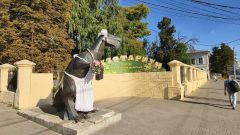 Тульскую «тёщу» снова нарядили в честь Дня знаний Тульскую «тёщу» снова нарядили в честь Дня знаний