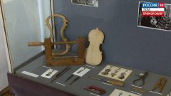 Скрипкам он давал имена. В Туле открылась выставка к 110-летию Михаила Нестеренко Инструменты Михаила Нестеренко