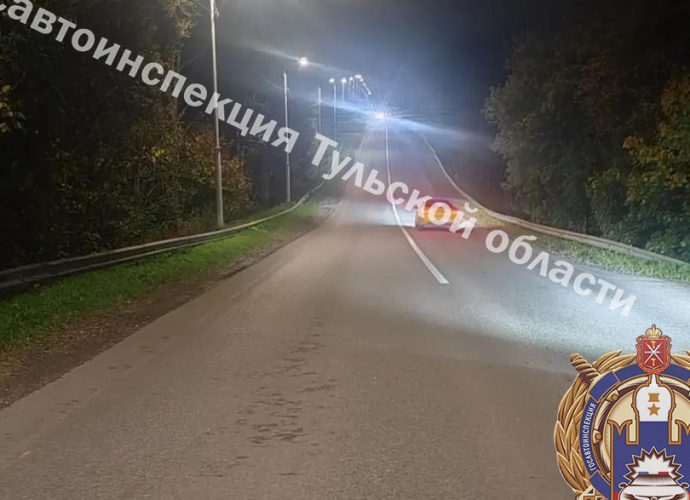 На Орловском шоссе в Туле Kia вылетела на встречку и врезалась в Ravon