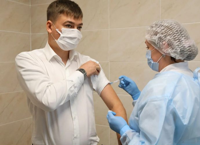 В Тульской области прививку от гриппа сделали почти 30 тысяч человек