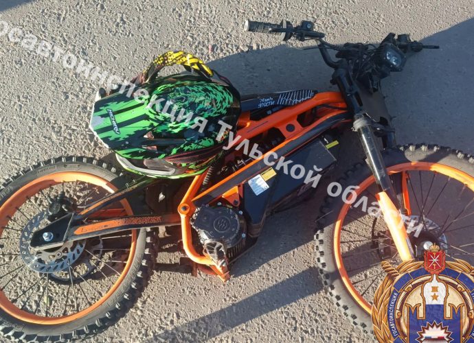 13-летний водитель питбайка пострадал в ДТП с Kia в Щёкино