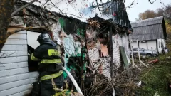 Тульские спасатели за сутки потушили 3 пожара Тульские спасатели за сутки потушили 3 пожара