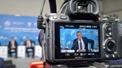 Дмитрий Миляев открыл выставку форума «Россия - спортивная держава» в Красноярске