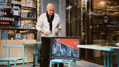 «Мы живём ради женщины». Почему в новом спектакле «Эрмитажа» Анну Каренину поставили на пьедестал