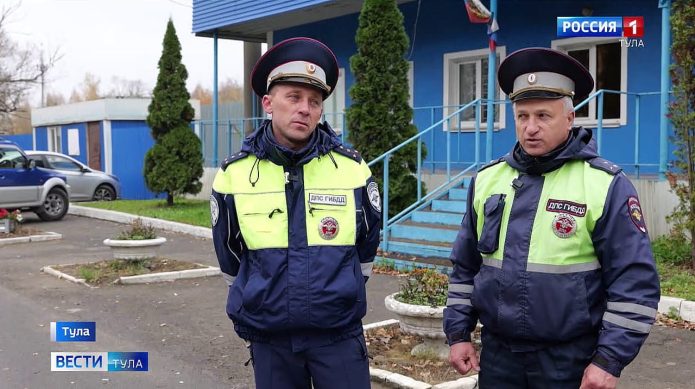 В Туле инспекторы ДПС оперативно довезли в больницу травмированного мальчика
