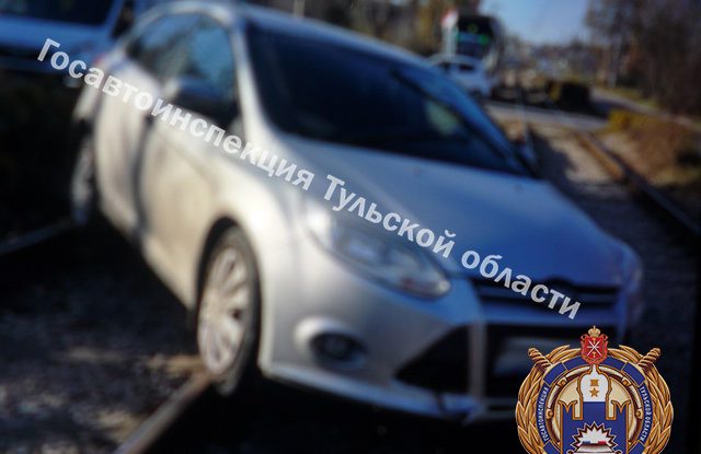 В Туле на 9-м проезде Мясново столкнулись две иномарки В Туле на 9-м проезде Мясново столкнулись две иномарки