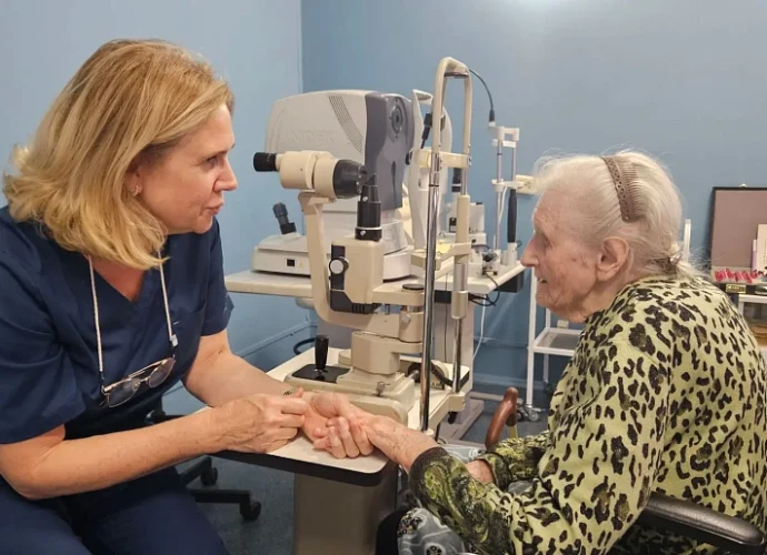 В тульской больнице вернули зрение 100-летней пациентке